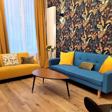 Brand New Camelia Room With Private Bathroom Брюссель Экстерьер фото