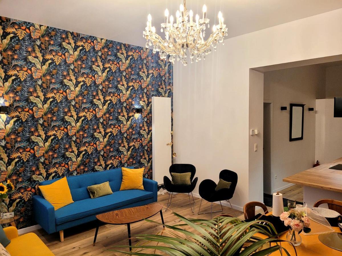 Brand New Camelia Room With Private Bathroom Брюссель Экстерьер фото