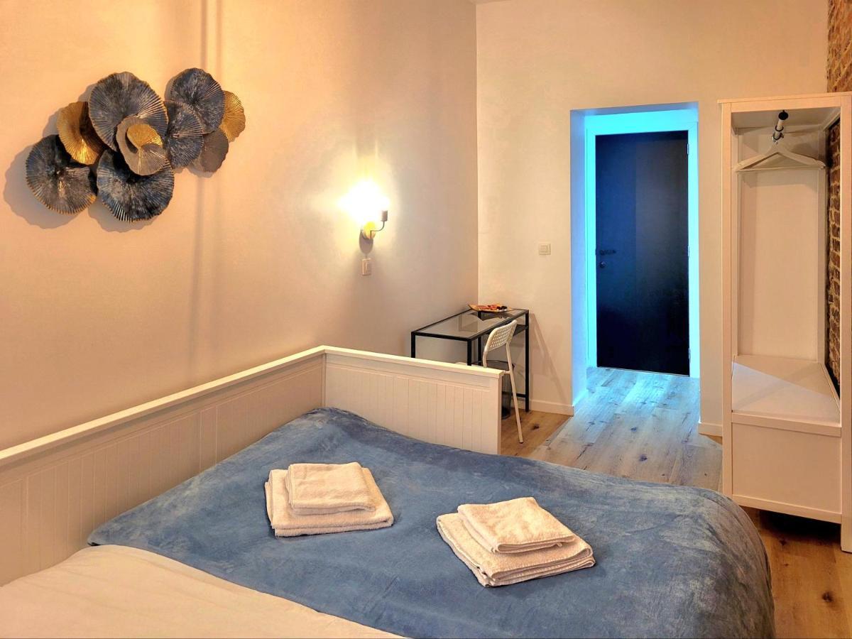 Brand New Camelia Room With Private Bathroom Брюссель Экстерьер фото